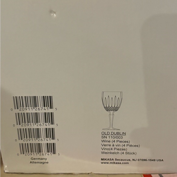 Mikasa NWT Vintage Old Dublin Wine Glasses - Picture 3 of 4